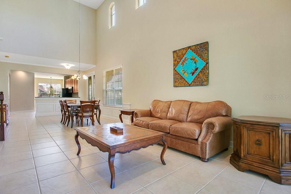 На продажу: $449,000 (3 спален, 2 ванн, 2369 Квадратных фут)