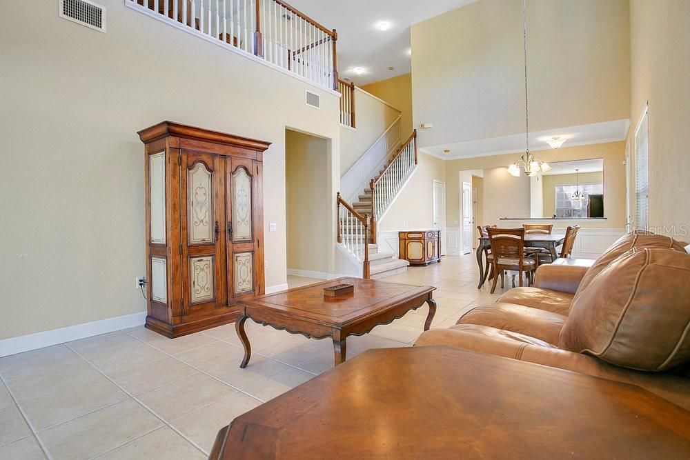 На продажу: $449,000 (3 спален, 2 ванн, 2369 Квадратных фут)