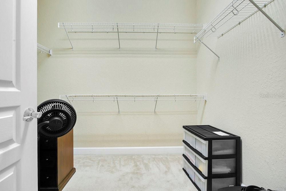 На продажу: $449,000 (3 спален, 2 ванн, 2369 Квадратных фут)