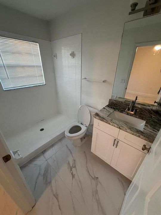 В аренду: $2,395 (3 спален, 2 ванн, 1446 Квадратных фут)