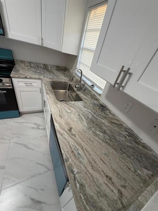 В аренду: $2,395 (3 спален, 2 ванн, 1446 Квадратных фут)