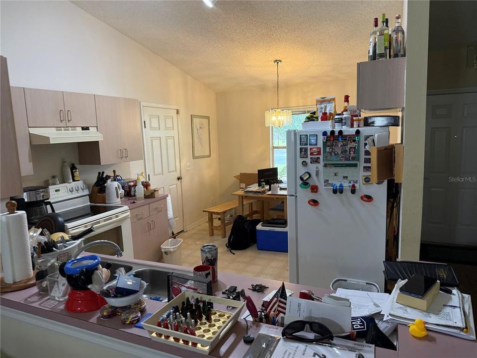 Activo con contrato: $280,000 (3 camas, 2 baños, 1285 Pies cuadrados)