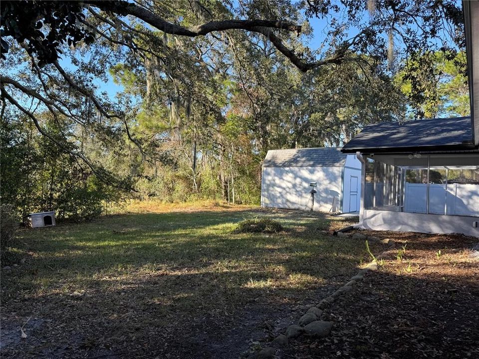 For Sale: $320,000 (3 beds, 2 baths, 1523 Square Feet)