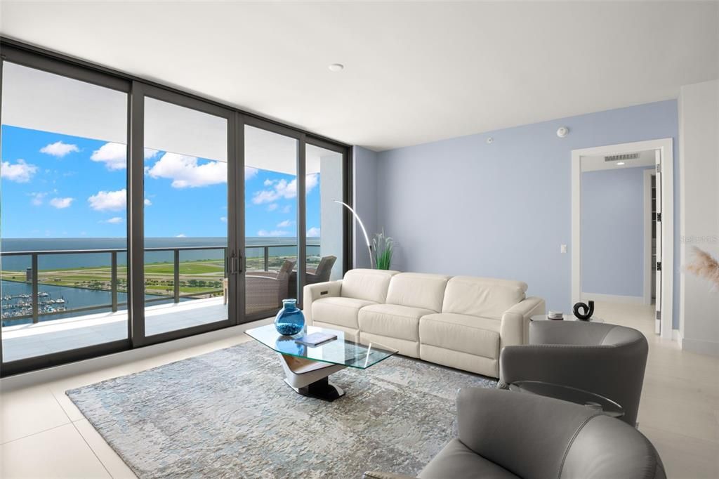 For Sale: $3,000,000 (2 beds, 3 baths, 2006 Square Feet)