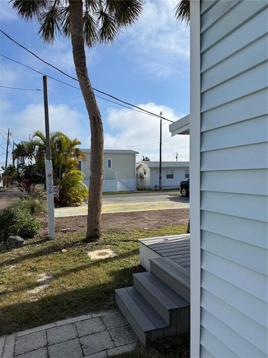 For Sale: $298,000 (1 beds, 1 baths, 436 Square Feet)