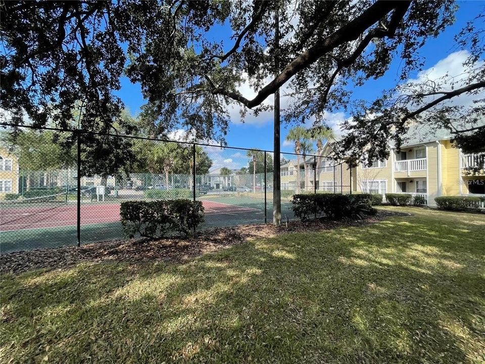 出租: $1,550 (2 贝兹, 2 浴室, 836 平方英尺)