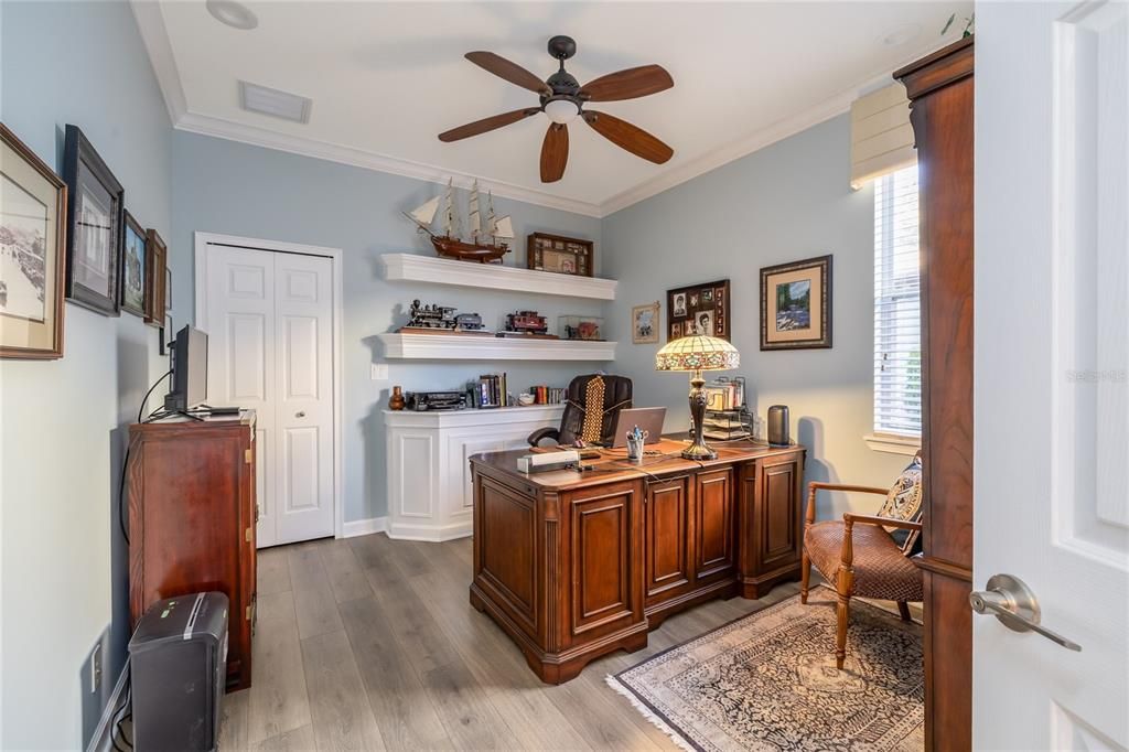 En Venta: $575,000 (4 camas, 3 baños, 2656 Pies cuadrados)