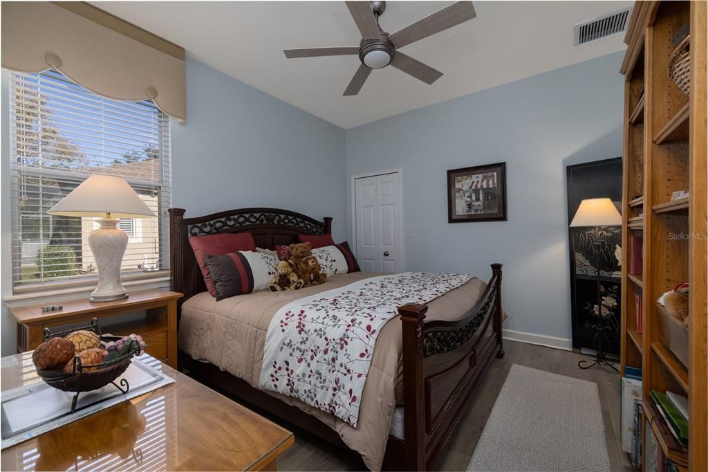 En Venta: $575,000 (4 camas, 3 baños, 2656 Pies cuadrados)