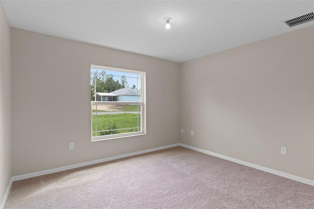 En Venta: $374,900 (4 camas, 2 baños, 2120 Pies cuadrados)