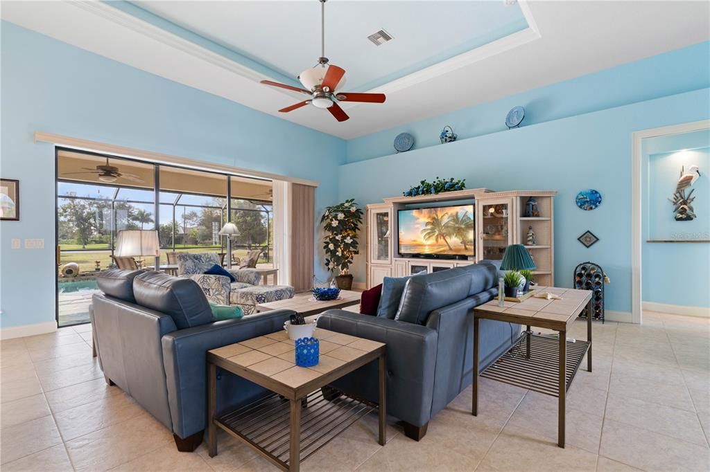 待售: $599,900 (3 贝兹, 2 浴室, 2426 平方英尺)