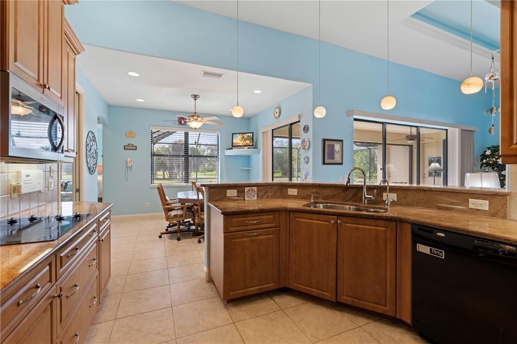 待售: $599,900 (3 贝兹, 2 浴室, 2426 平方英尺)