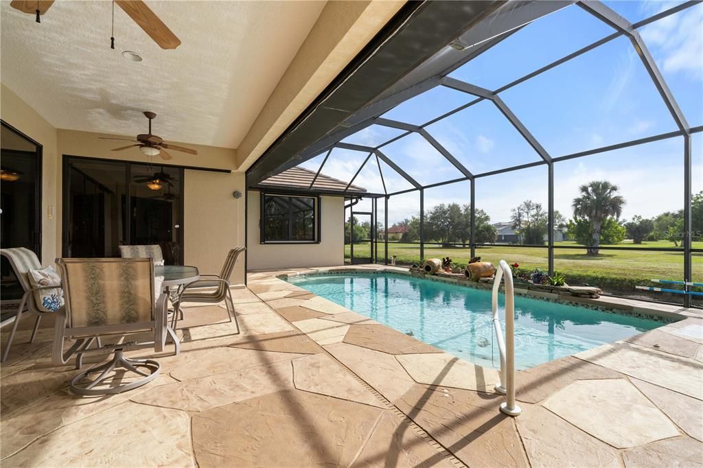 待售: $599,900 (3 贝兹, 2 浴室, 2426 平方英尺)