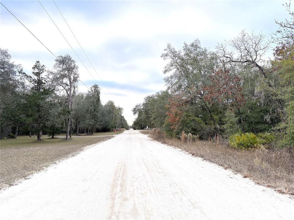 На продажу: $32,900 (1.58 acres)