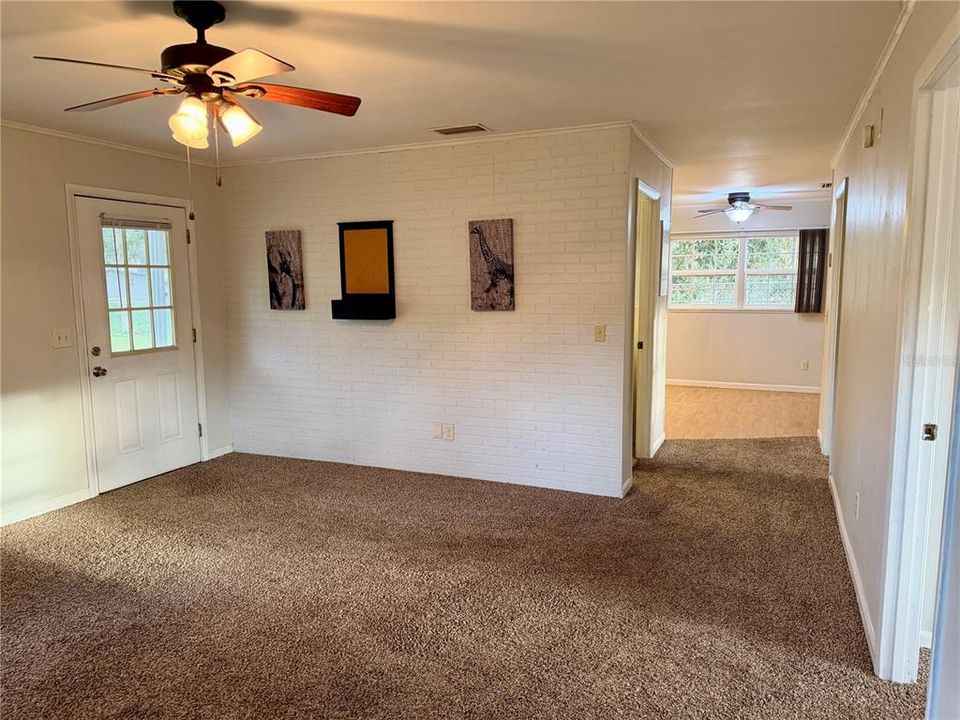 待售: $239,900 (8 贝兹, 0 浴室, 1440 平方英尺)