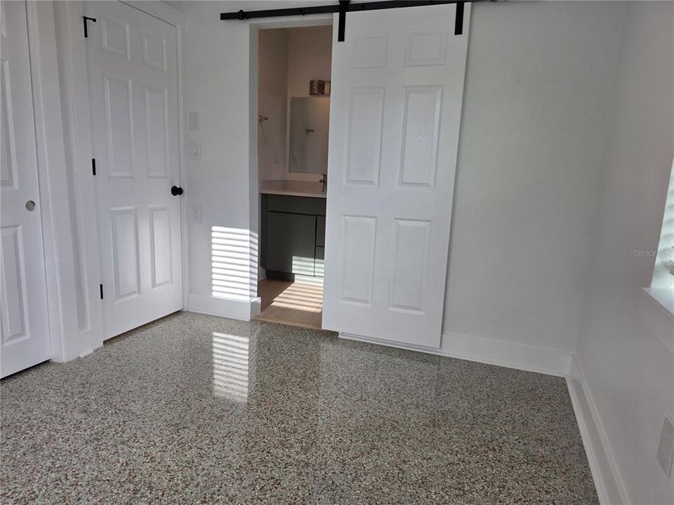 В аренду: $2,950 (2 спален, 2 ванн, 1000 Квадратных фут)