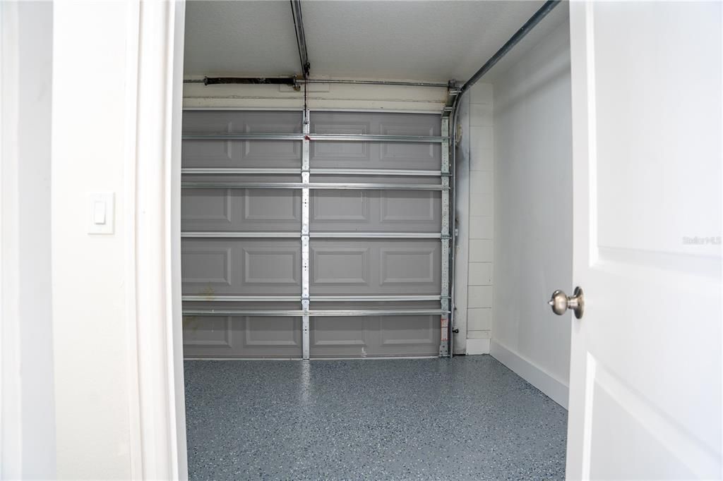 На продажу: $295,000 (2 спален, 1 ванн, 840 Квадратных фут)