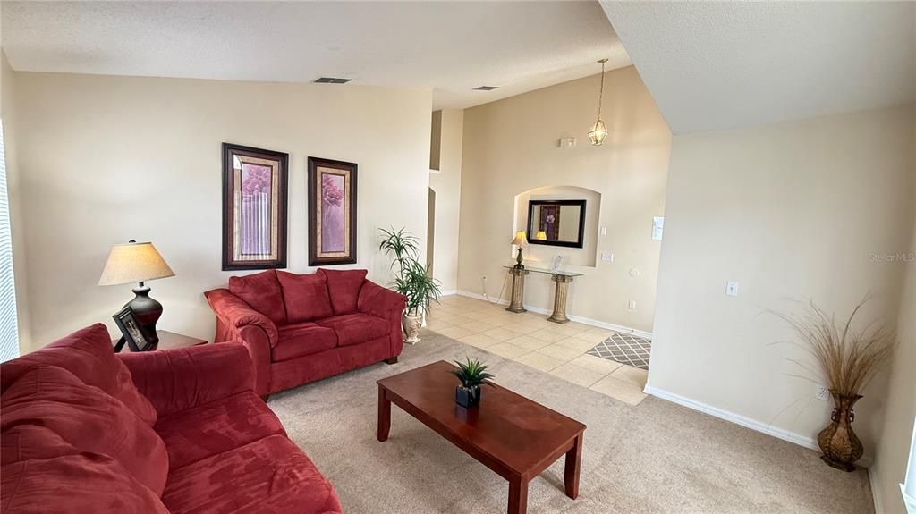 For Sale: $460,000 (4 beds, 3 baths, 1975 Square Feet)