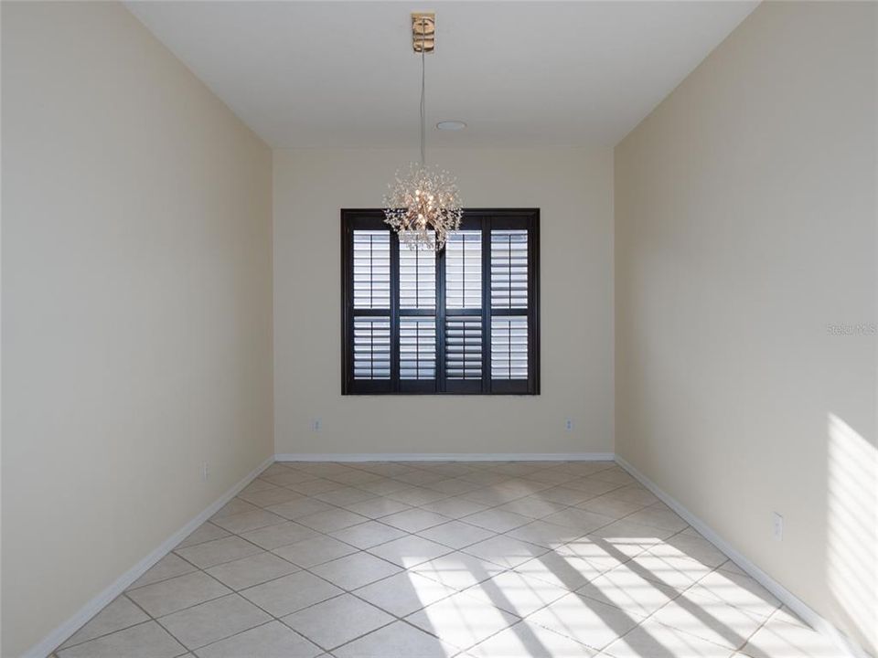 待售: $579,900 (3 贝兹, 2 浴室, 2287 平方英尺)