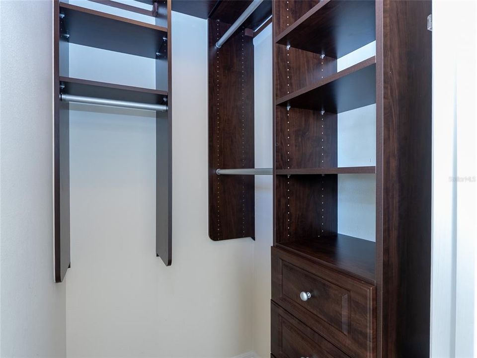 待售: $579,900 (3 贝兹, 2 浴室, 2287 平方英尺)