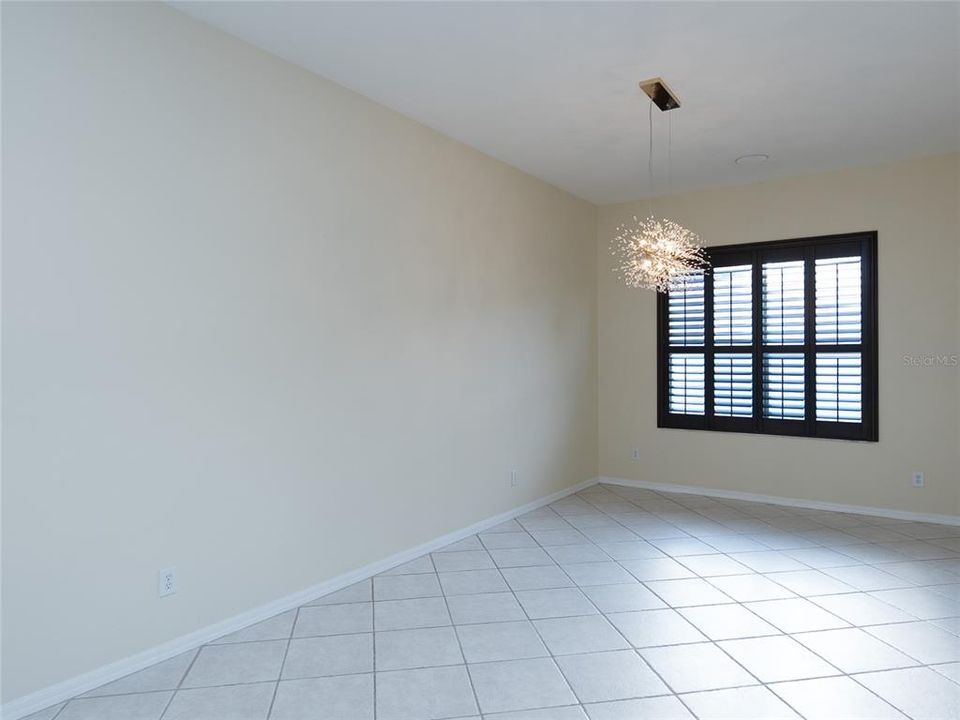 待售: $579,900 (3 贝兹, 2 浴室, 2287 平方英尺)