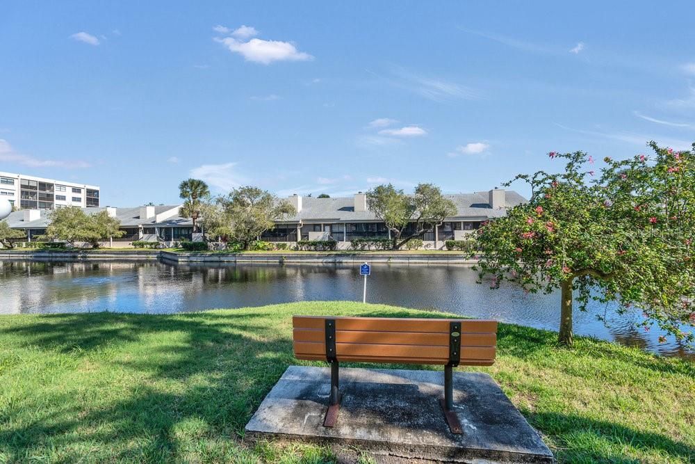 For Sale: $399,000 (2 beds, 2 baths, 1250 Square Feet)