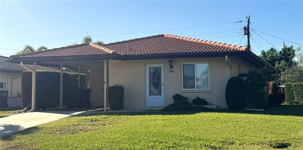 For Sale: $305,000 (2 beds, 2 baths, 1350 Square Feet)