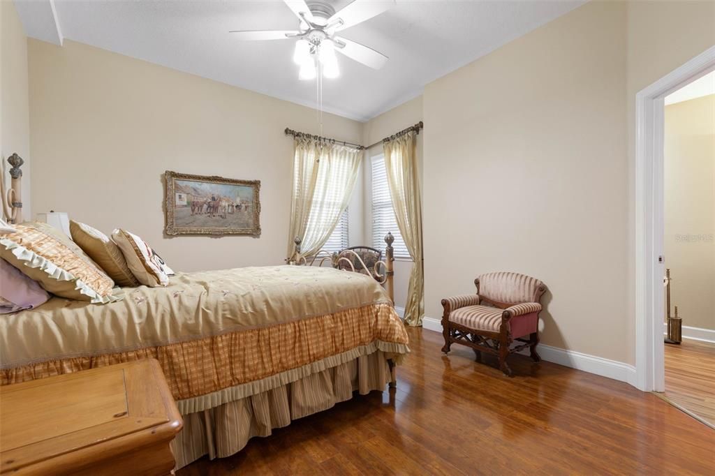 待售: $589,999 (3 贝兹, 3 浴室, 2167 平方英尺)