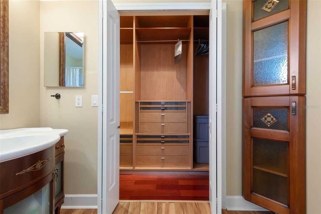 待售: $589,999 (3 贝兹, 3 浴室, 2167 平方英尺)