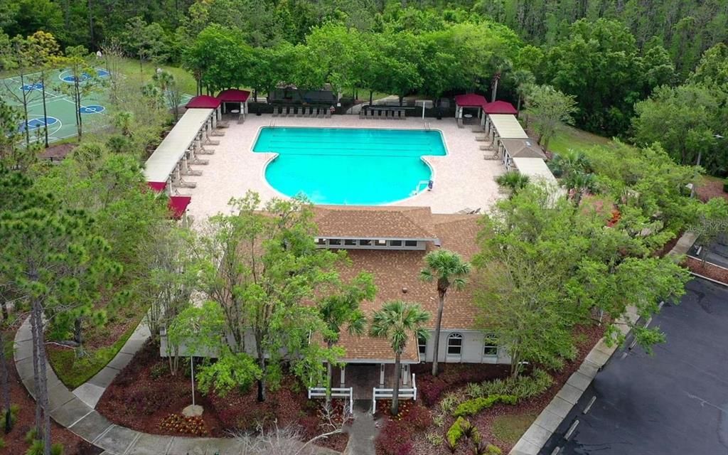 На продажу: $429,000 (4 спален, 2 ванн, 1956 Квадратных фут)