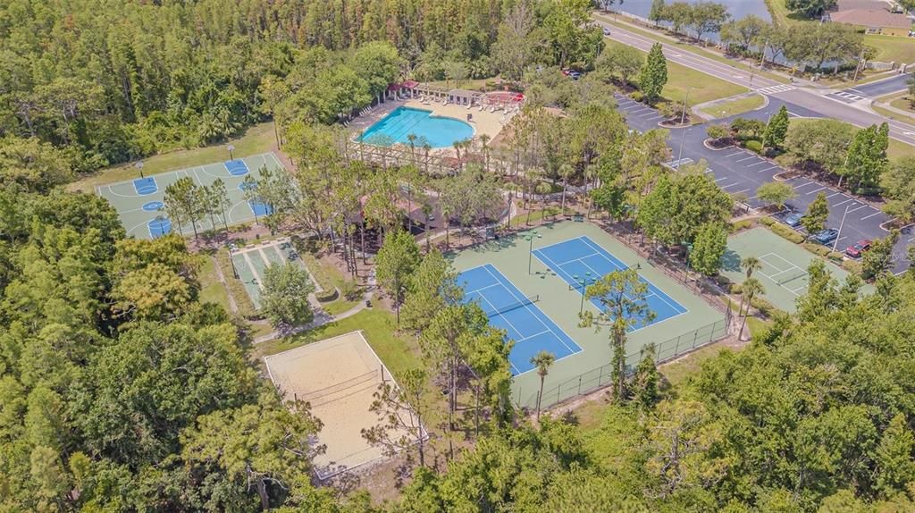 На продажу: $429,000 (4 спален, 2 ванн, 1956 Квадратных фут)