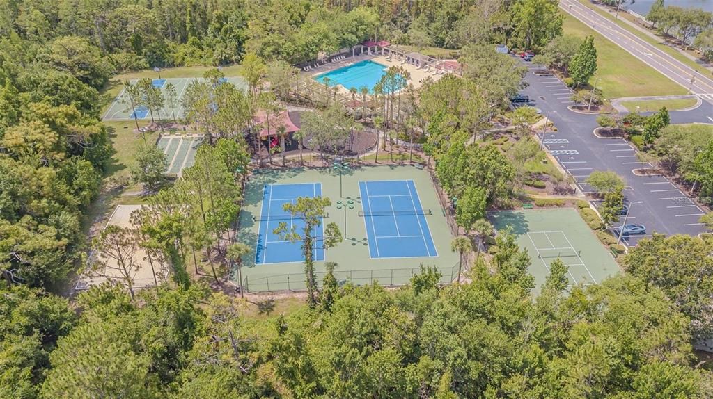 На продажу: $429,000 (4 спален, 2 ванн, 1956 Квадратных фут)