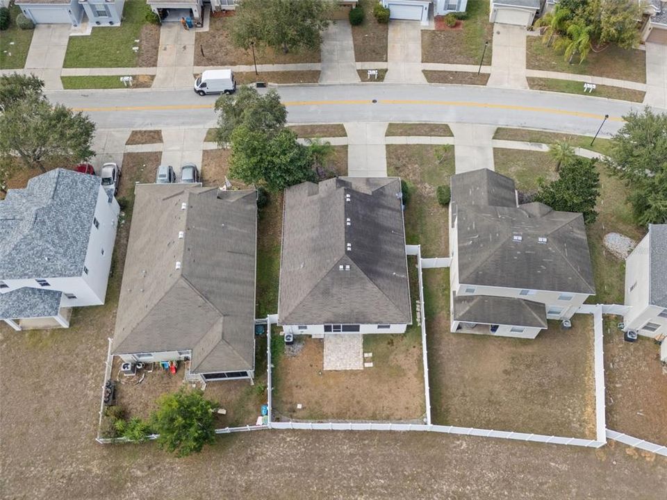 For Sale: $275,000 (3 beds, 2 baths, 1724 Square Feet)