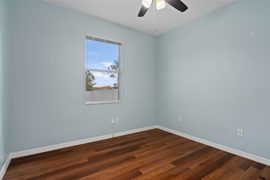 For Sale: $275,000 (3 beds, 2 baths, 1724 Square Feet)