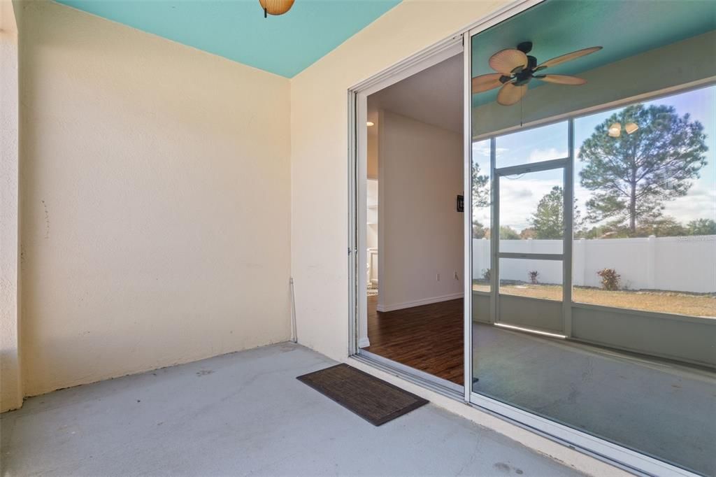 For Sale: $275,000 (3 beds, 2 baths, 1724 Square Feet)