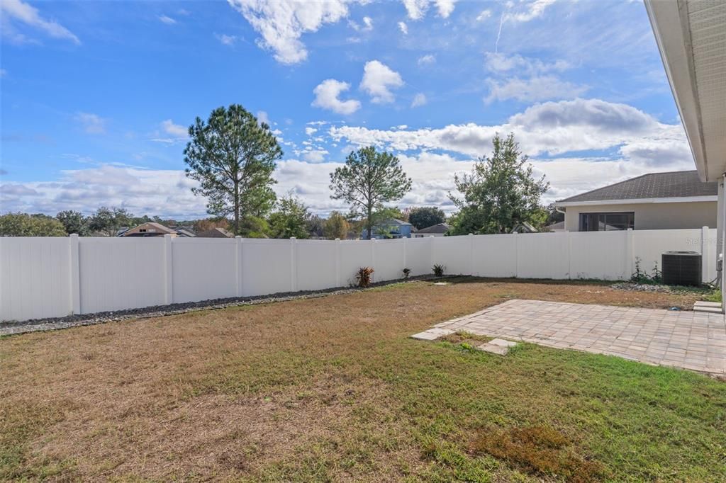 For Sale: $275,000 (3 beds, 2 baths, 1724 Square Feet)