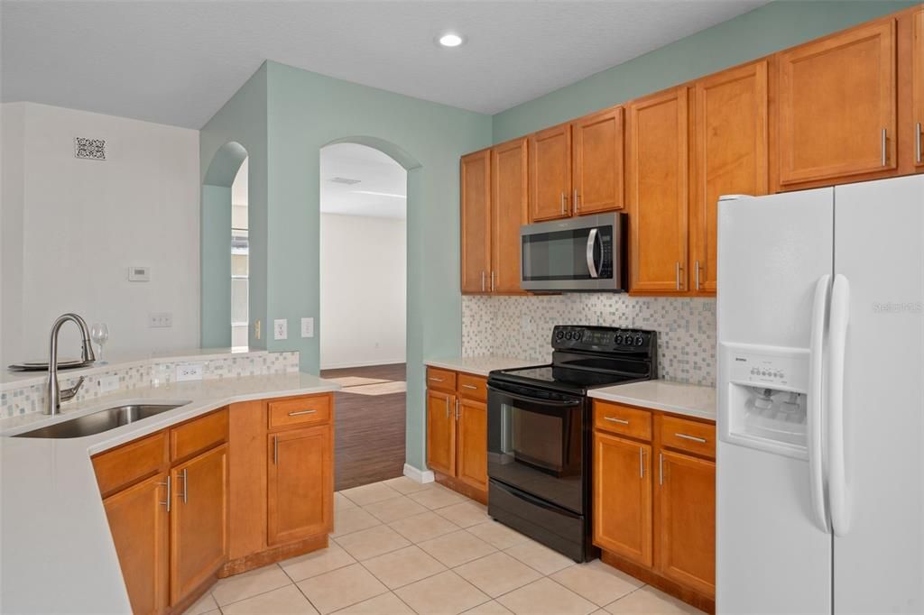 For Sale: $275,000 (3 beds, 2 baths, 1724 Square Feet)