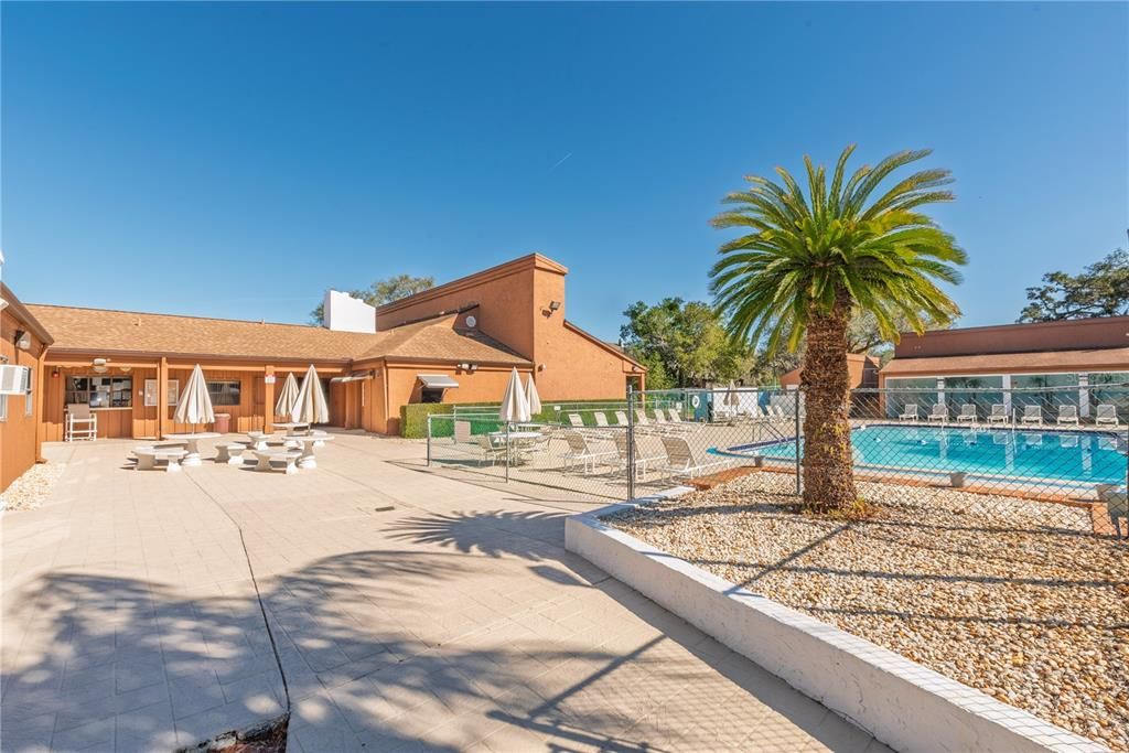 На продажу: $330,000 (4 спален, 3 ванн, 1983 Квадратных фут)