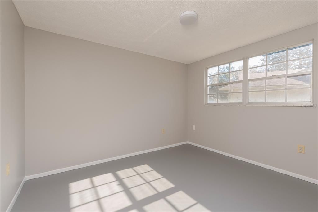 На продажу: $330,000 (4 спален, 3 ванн, 1983 Квадратных фут)