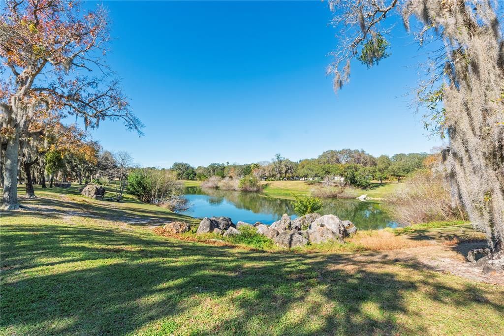 На продажу: $330,000 (4 спален, 3 ванн, 1983 Квадратных фут)