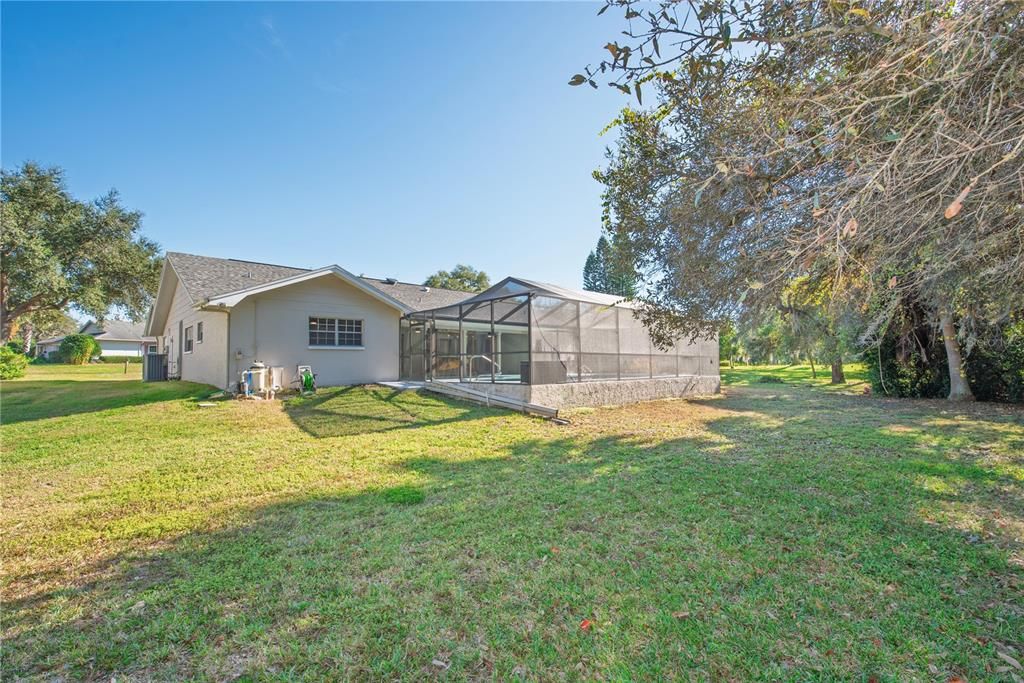 На продажу: $330,000 (4 спален, 3 ванн, 1983 Квадратных фут)