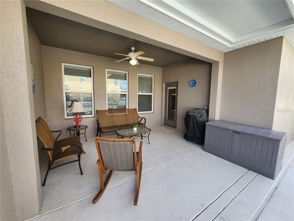 En Venta: $445,000 (4 camas, 3 baños, 2345 Pies cuadrados)