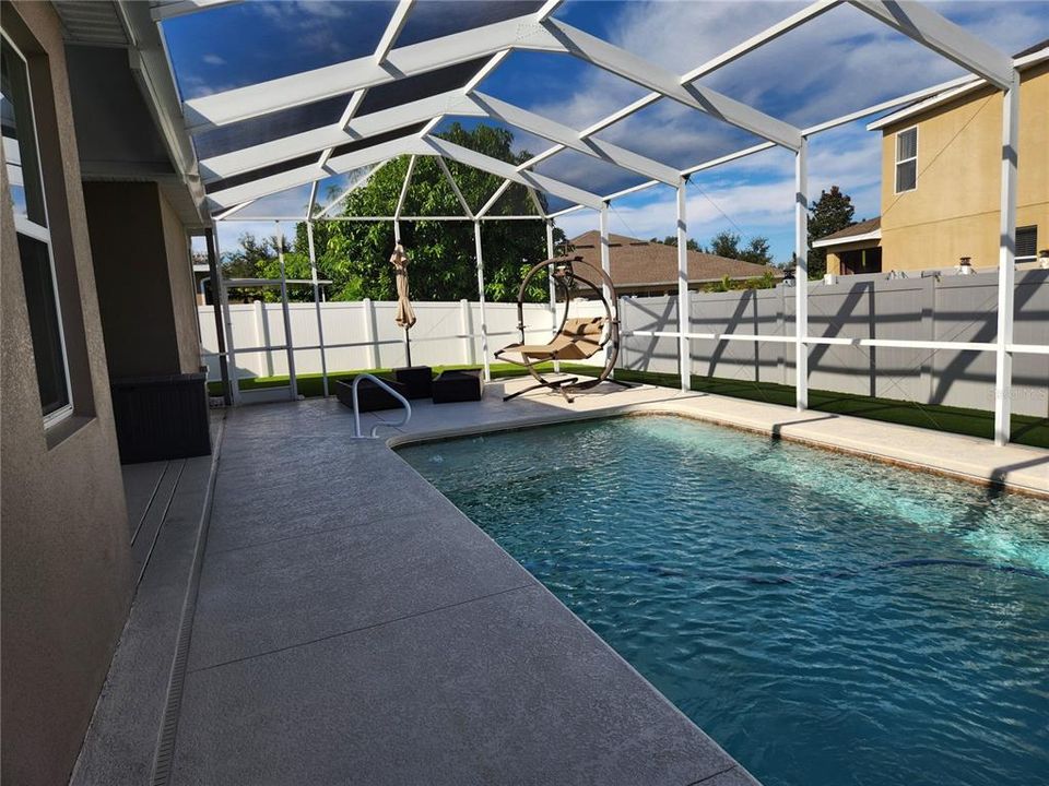 En Venta: $445,000 (4 camas, 3 baños, 2345 Pies cuadrados)