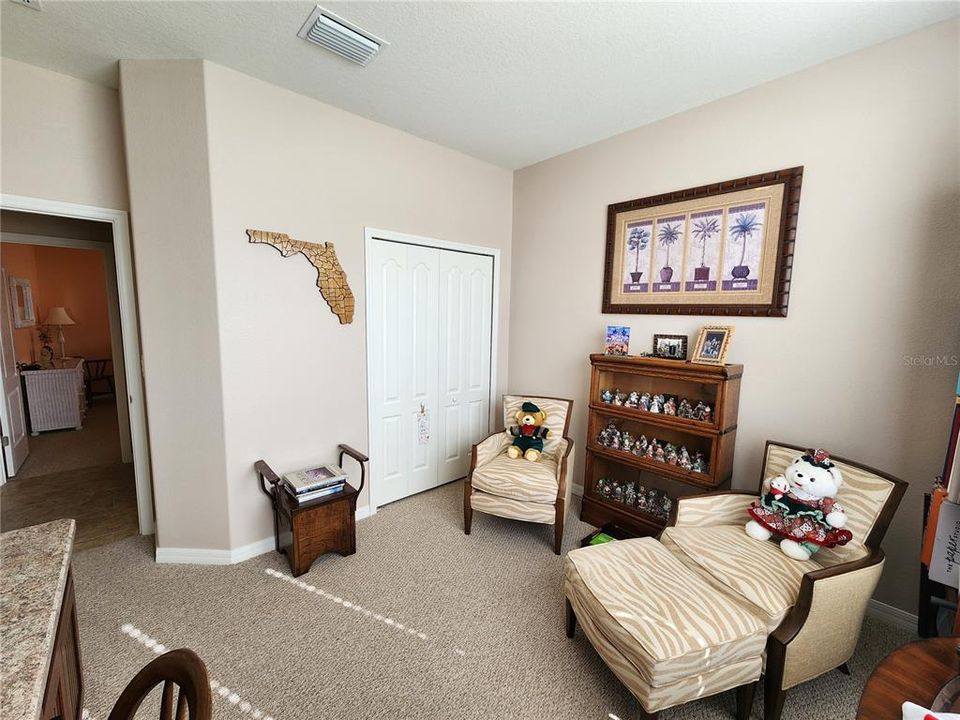 En Venta: $445,000 (4 camas, 3 baños, 2345 Pies cuadrados)