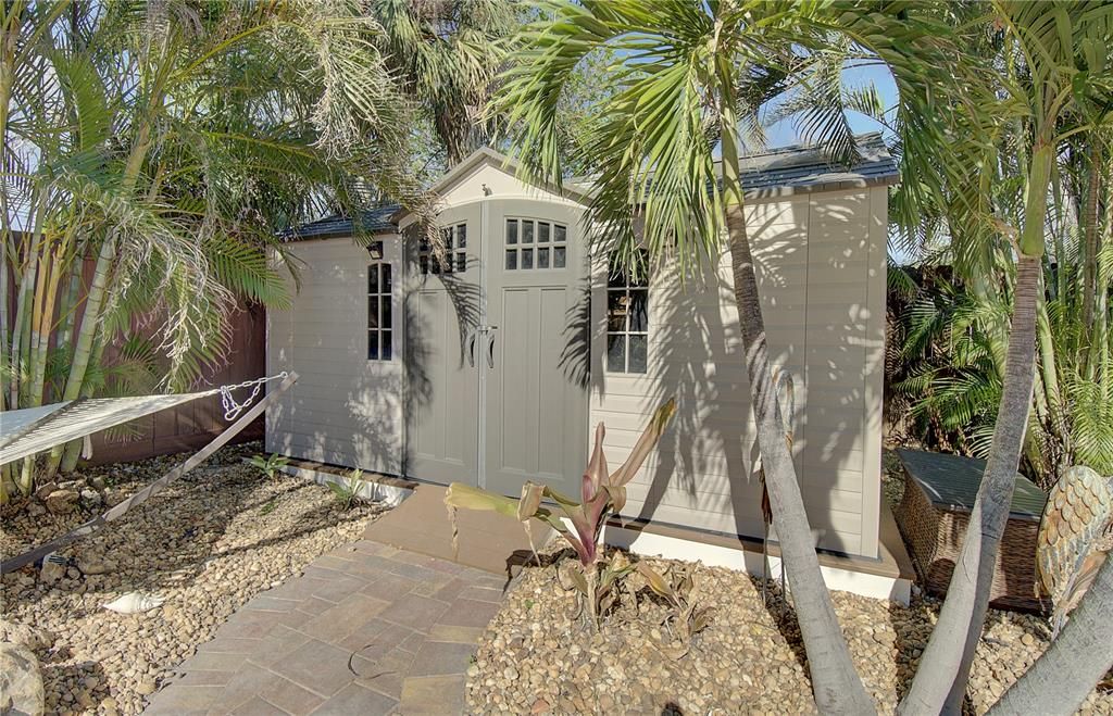 For Sale: $498,900 (3 beds, 2 baths, 1317 Square Feet)