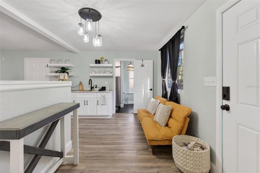 For Sale: $349,999 (4 beds, 2 baths, 1468 Square Feet)