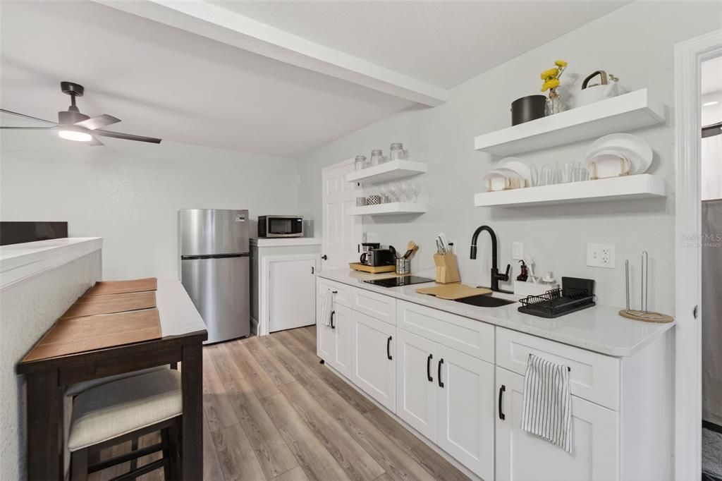 For Sale: $349,999 (4 beds, 2 baths, 1468 Square Feet)