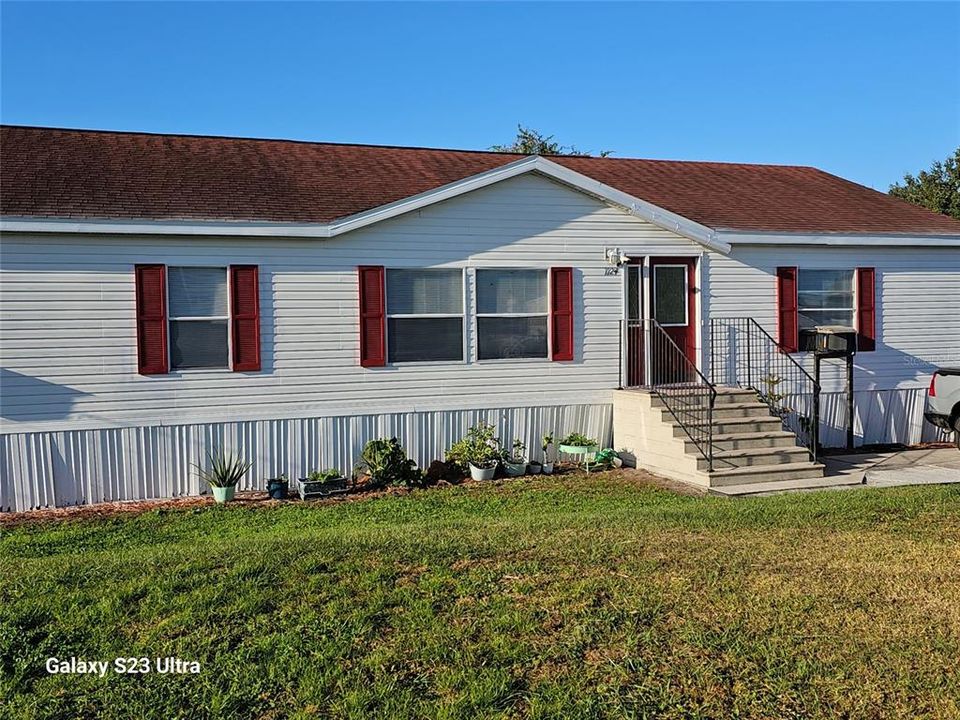 For Sale: $290,000 (4 beds, 2 baths, 1980 Square Feet)