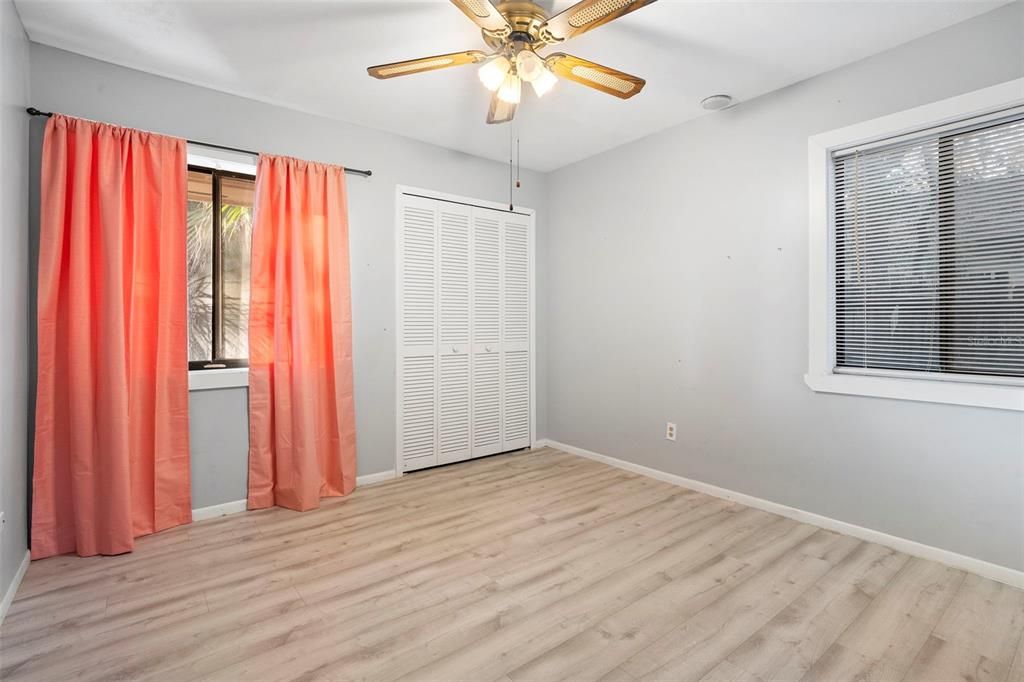 For Sale: $339,000 (3 beds, 2 baths, 1594 Square Feet)
