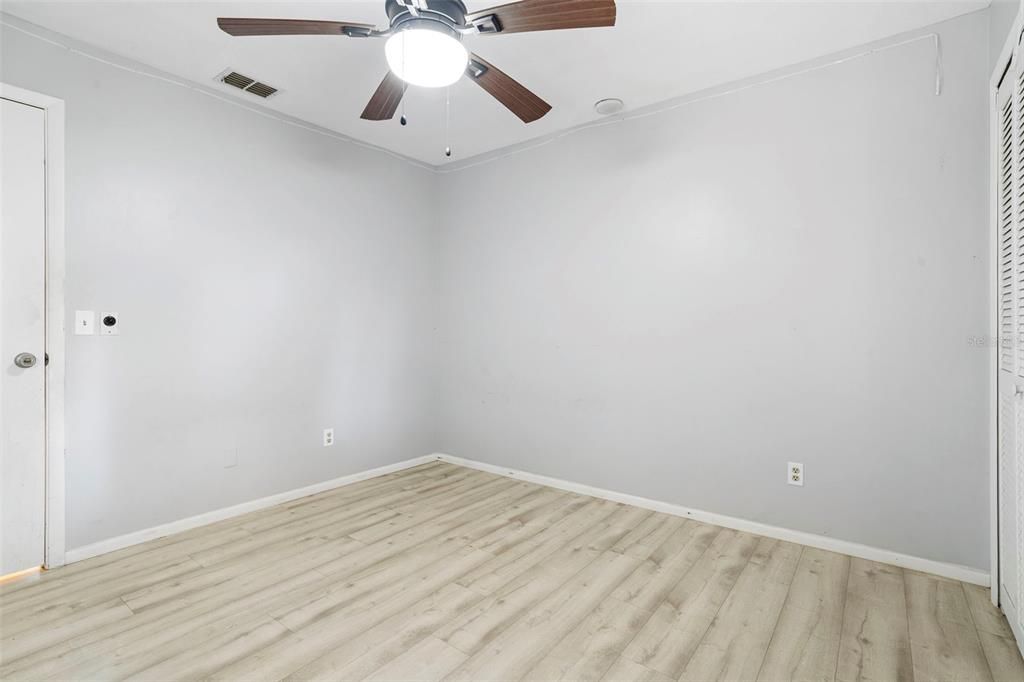 For Sale: $339,000 (3 beds, 2 baths, 1594 Square Feet)