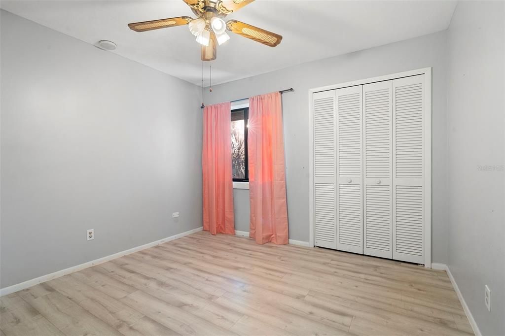 For Sale: $339,000 (3 beds, 2 baths, 1594 Square Feet)